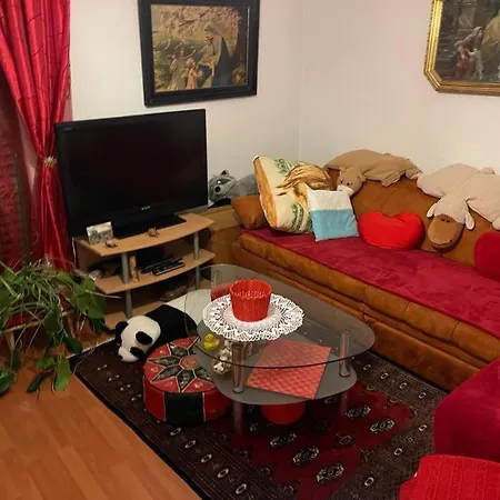 Apartment Ganzes Haus Im Thal /Buriet Zu Vermieten Thal