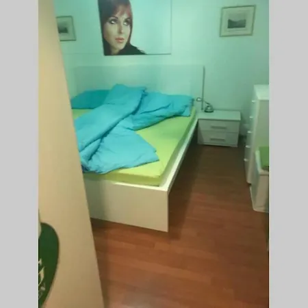 Ganzes Haus Im Thal /Buriet Zu Vermieten Apartment *